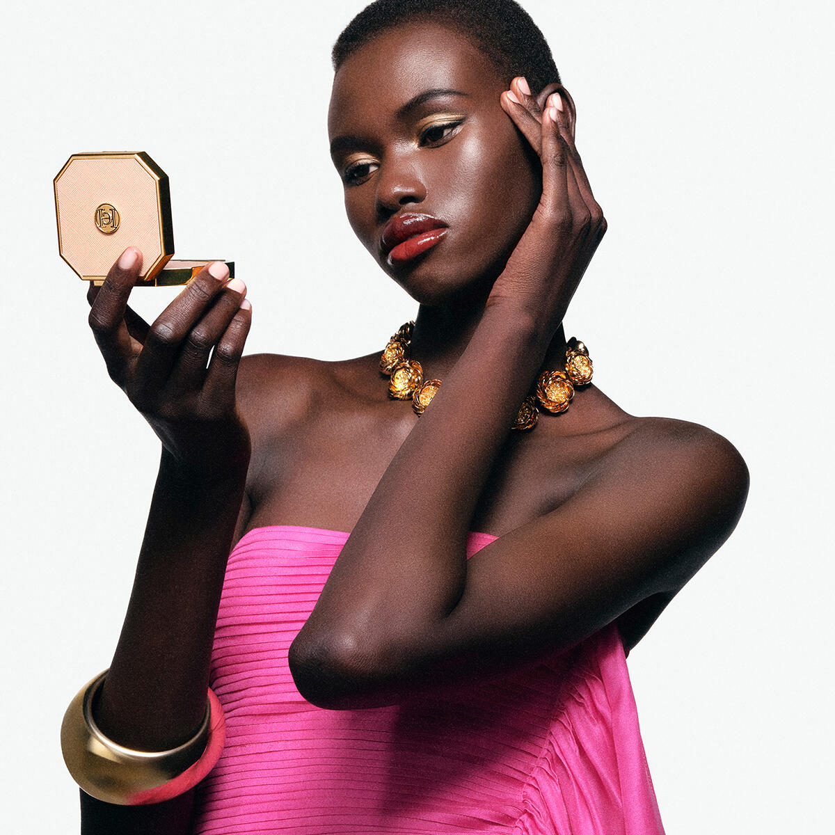 NUDE COUTURE HIGHLIGHTER (ILUMINADOR EN POLVO)